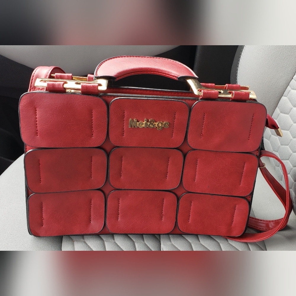 Mei & ge dark red purse